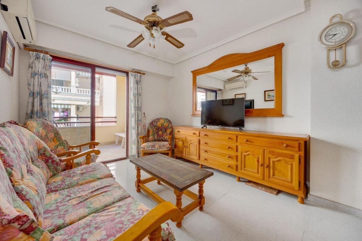 Продажа квартиры на Piso en Avenida de las Habaneras, 64, Playa del Cura, Torrevieja, Торревьеха
photo 1