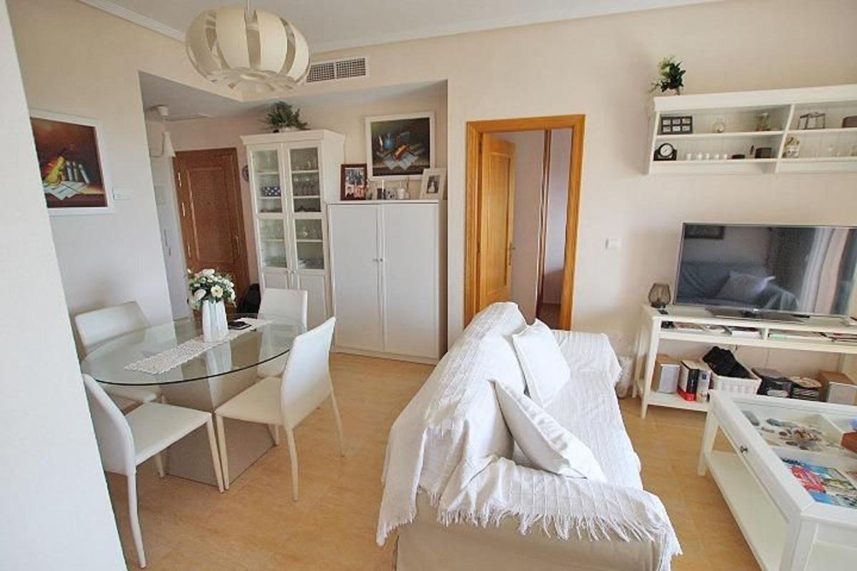 Venta de piso en Piso en Calle Celestino Verdú, Puerto Deportivo, Guardamar del Segura, Guardamar del Segura
photo 5