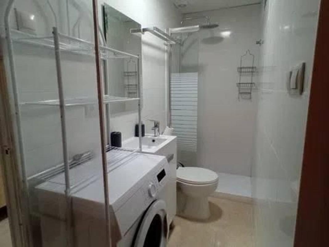 Venta de piso en Piso en Carrer Camí de Ronda, San Blas, Alicante / Alacant, Alicante / Alacant
 photo 2