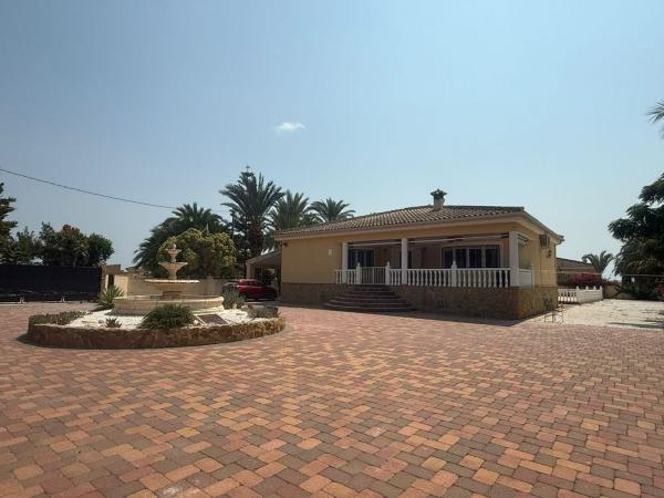 Casa o chalet independiente en Calle Azorín, Catral thumbnail 3