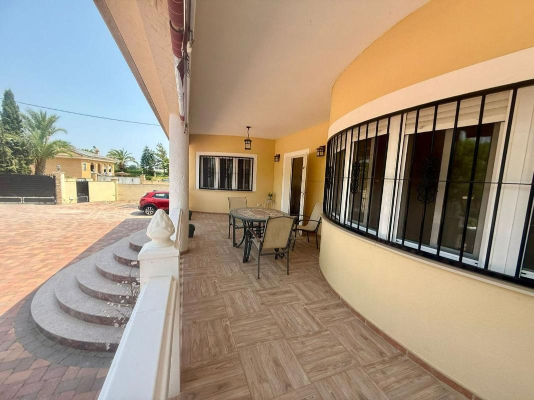 Propiedades en venta y alquiler en España photo 4