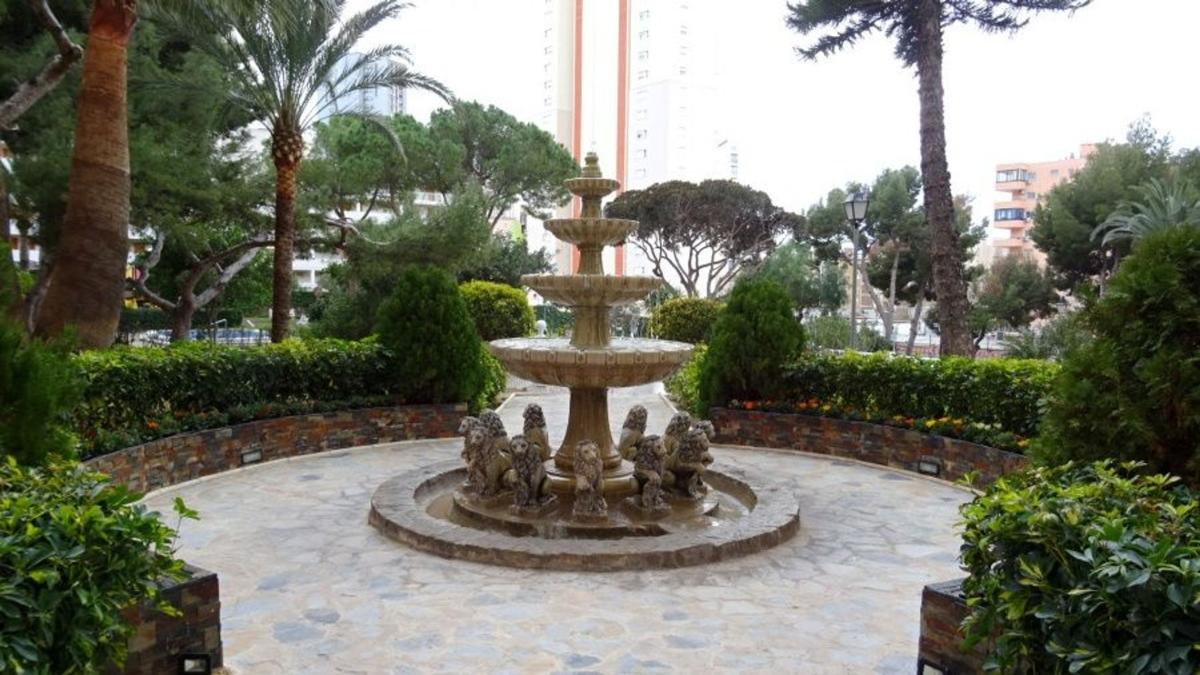 Sprzedaż mieszkania w Piso en Avenida de Montecarlo, 6, Zona Sierra Helada, Benidorm, Benidorm
photo 1