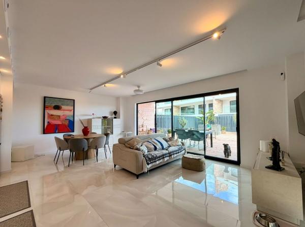 Sale of flat in Piso en Balcón de Finestrat-Terra Marina, Finestrat, Finestrat
thumbnail 2