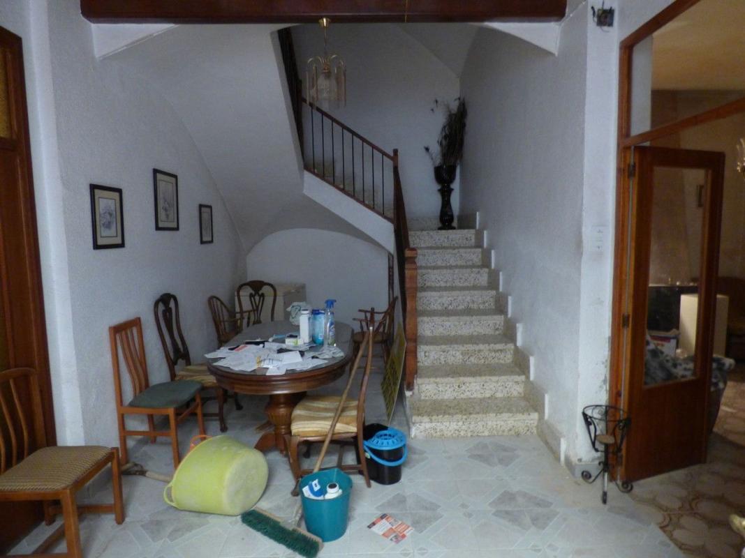 Properties for sale and rent in Spain photo 2