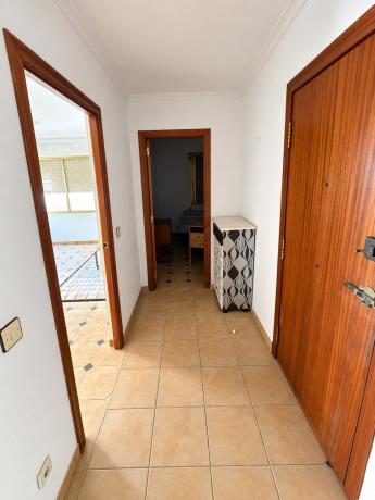 Venta de piso en Piso en Calle de Martínez de Velasco, Carolinas Bajas, Alicante / Alacant, Alicante / Alacant
 photo 3