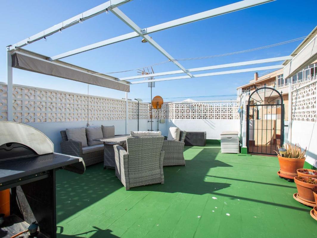Продажа квартиры на Piso en Calle Moriones, Antonio Machado, Torrevieja, Торревьеха
photo 1