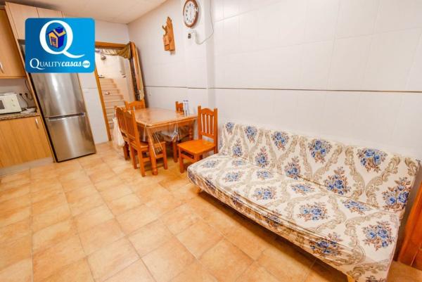 Chalet independiente en venta en Casa o chalet en Centro, Mutxamel, Mutxamel
thumbnail 2