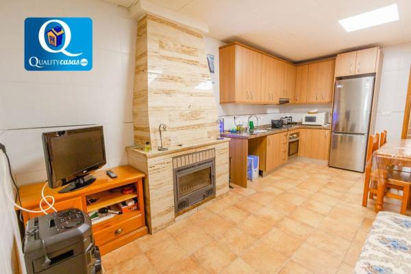 Chalet independiente en venta en Casa o chalet en Centro, Mutxamel, Mutxamel
thumbnail 3