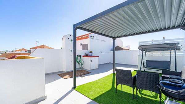 Casa o chalet independiente en Calle Cesar Rodriguez Mateo, La Siesta - El Salado - Torreta, Torrevieja photo 4