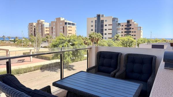 Venta de piso en Piso en C. Varsovia, 27, Pueblo Latino, Pilar de la Horadada, Pilar de la Horadada
photo 1