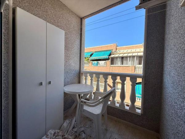 Sale of flat in Piso en Calle los Gases, Avenida Habaneras - Curva de Palangre, Torrevieja, Torrevieja
 photo 4