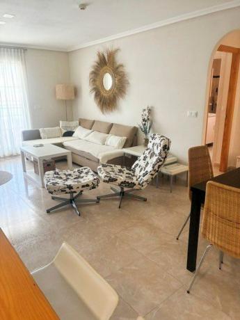Продажа квартиры на Piso en Mil Palmeras, Pilar de la Horadada, Пилар де ла Орадада
thumbnail 3