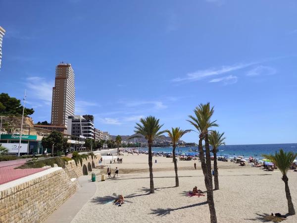 Sale of flat in Piso en Playa de Poniente, Benidorm, Benidorm
thumbnail 2