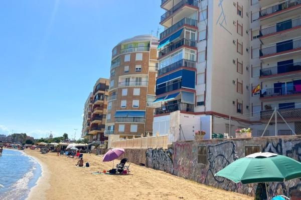 Venta de piso en Piso en Avenida Doctor Gregorio Marañón, 47, El Acequión, Torrevieja, Torrevieja
thumbnail 2