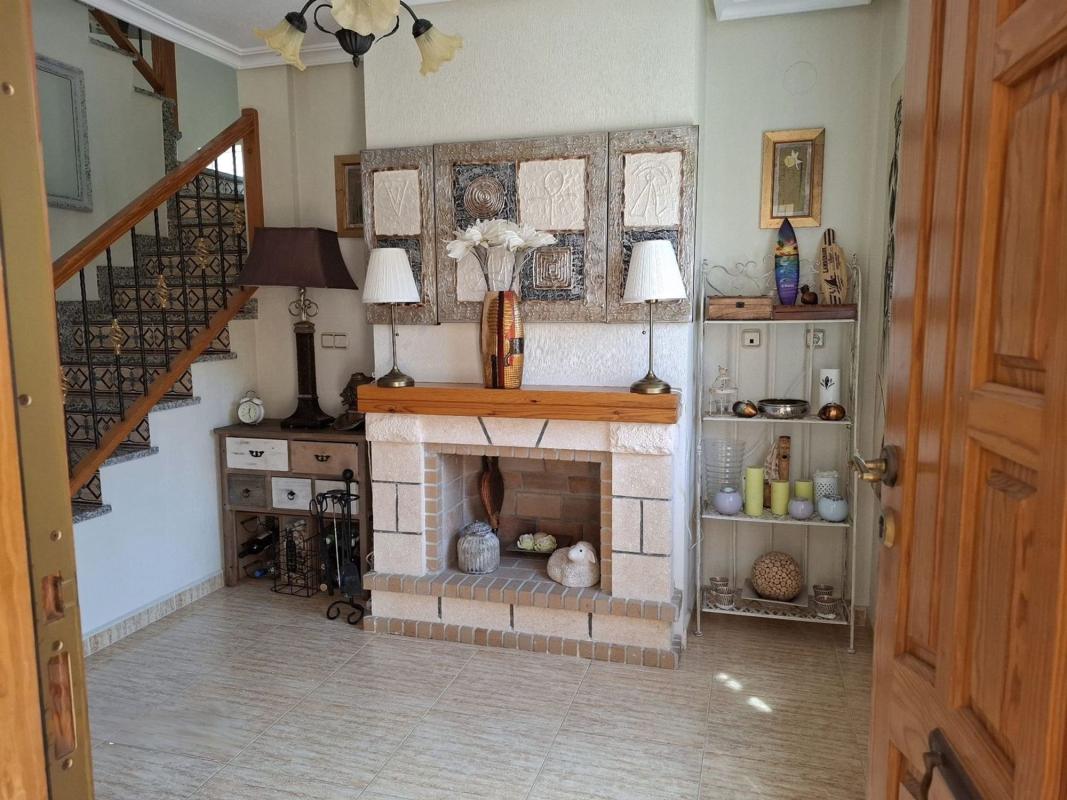 Properties for sale and rent in Spain photo 3