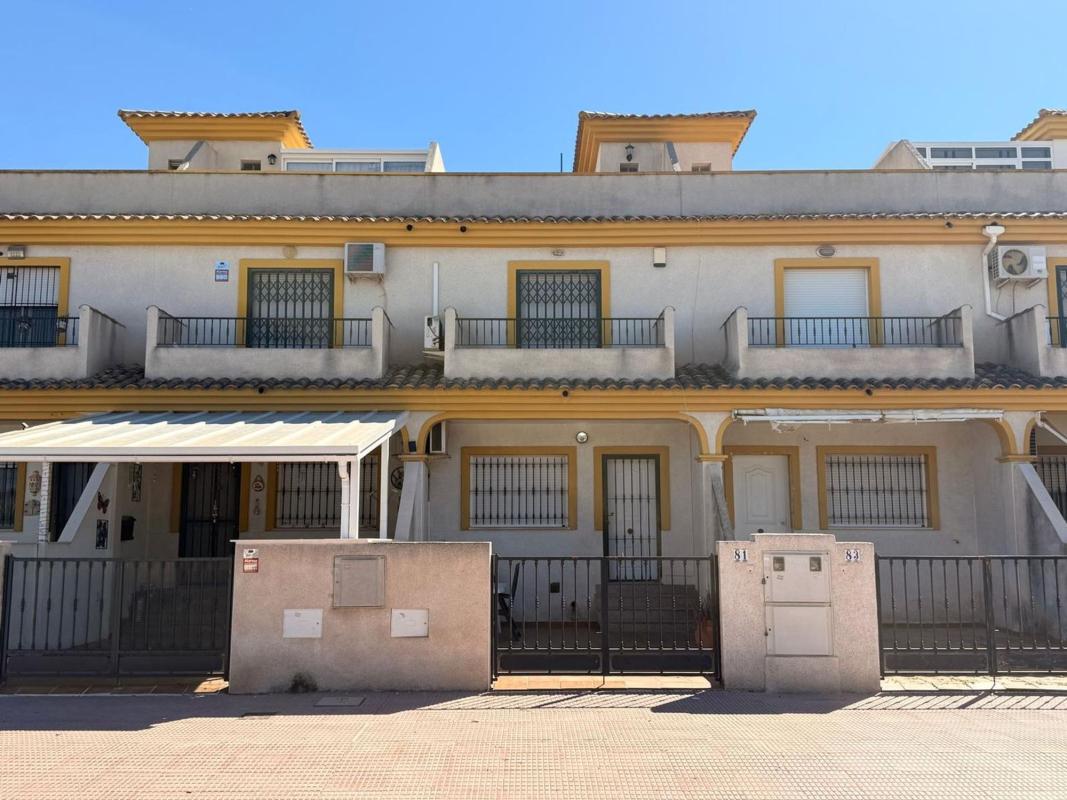 Propiedades en venta y alquiler en España photo 1