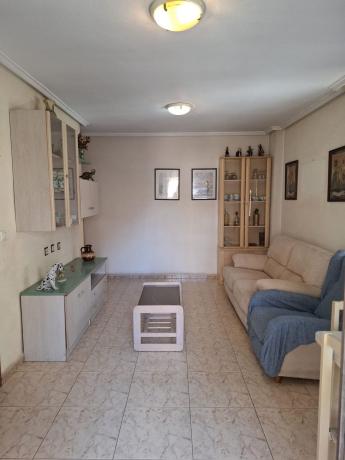 Sprzedaż mieszkania w Piso en Puerta de Tripoli, 5, Zona Pueblo, Guardamar del Segura, Guardamar del Segura
thumbnail 2