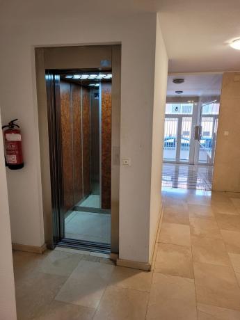 Penthouse for sale at  Ático en Calle de Bernardo López García, Carolinas Bajas, Alicante / Alacant, Alicante photo 4