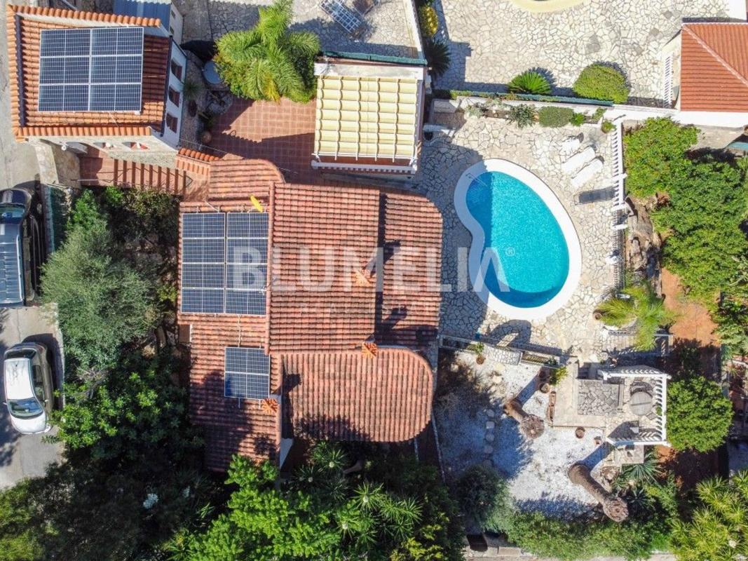 Properties for sale and rent in Spain photo 2
