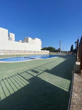Casa o chalet independiente en Daya Vieja thumbnail 2
