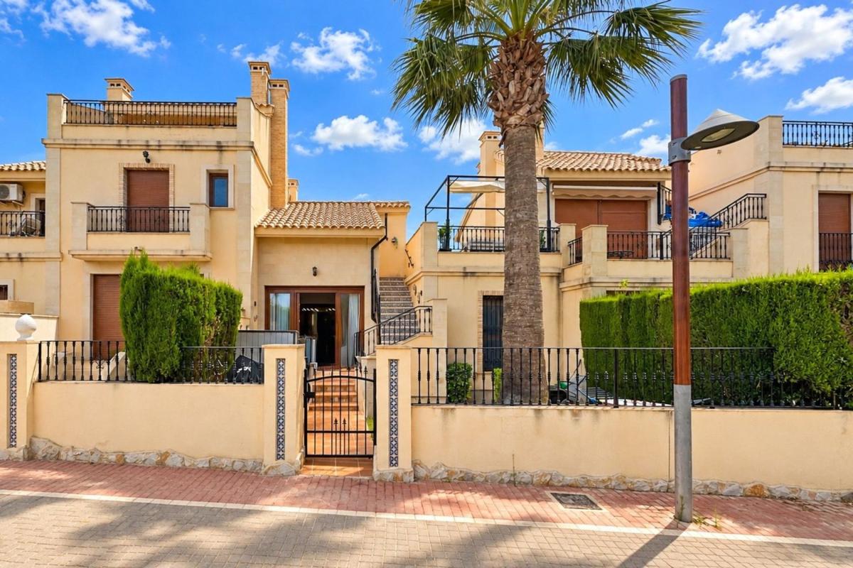 Propiedades en venta y alquiler en España photo 1