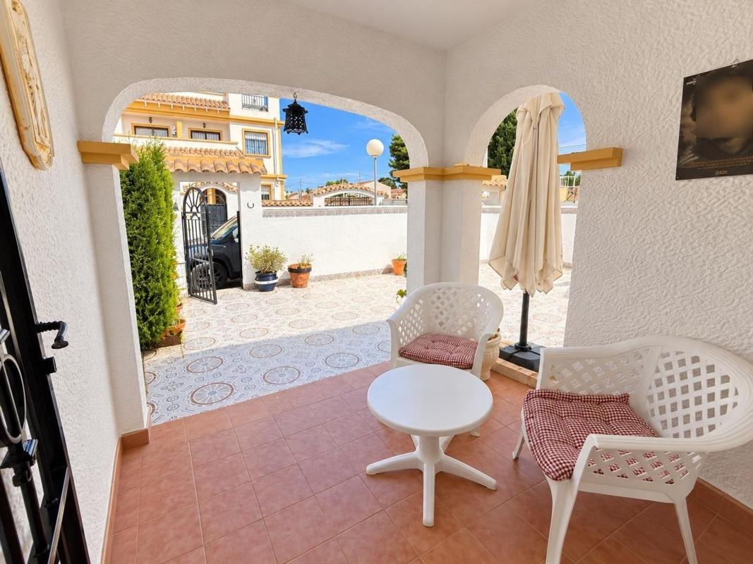 Properties for sale and rent in Spain photo 3