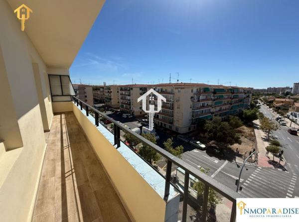 Продажа квартиры на Piso en Calle Economista German Bernacer, Virgen del Remedio - Parque lo Morant, Alicante / Alacant, Аликанте / Алакант
photo 1
