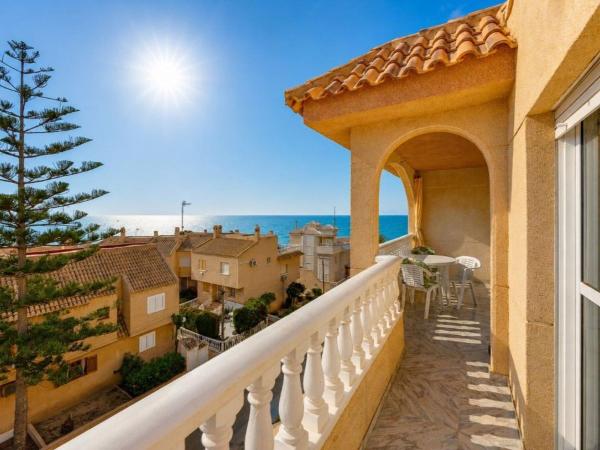 Sprzedaż mieszkania w Piso en Calle Extremadura, Miramar - Torre del Moro, Torrevieja, Torrevieja
thumbnail 2