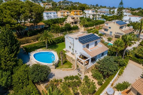 Casa o chalet independiente en Urbanización Gran Sol, Cometa-Carrió, Calpe photo 1