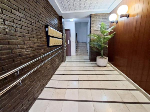Venta de piso en Piso en Benalúa, Alicante / Alacant, Alicante / Alacant
photo 1