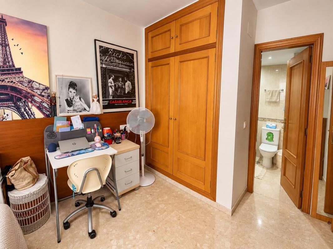 Venta de piso en Piso en Calle Biòleg Konrad Lorenz, Garbinet - Parque de las Avenidas, Alicante / Alacant, Alicante / Alacant
photo 4