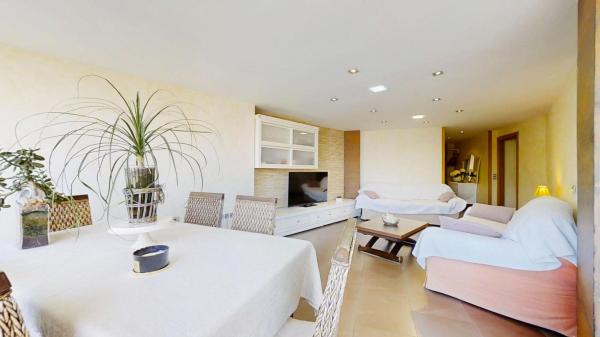 Sale of flat in Piso en Los Europeos, Torrevieja, Torrevieja
 photo 2