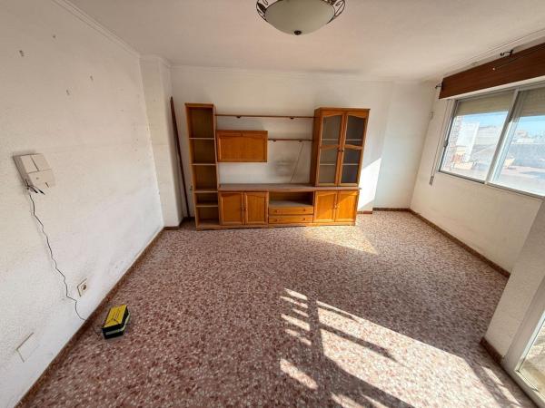 Venta de piso en Piso en Calle Felipe II, 7, Callosa de Segura, Callosa de Segura
thumbnail 3