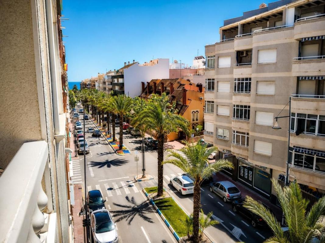 Продажа квартиры на Piso en Avenida Habaneras - Curva de Palangre, Torrevieja, Торревьеха
 photo 4