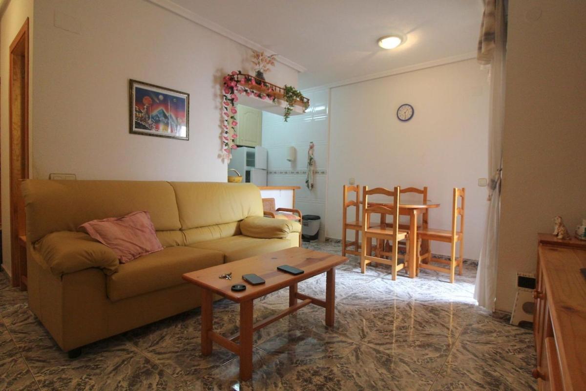Venta de piso en Piso en Avenida Habaneras - Curva de Palangre, Torrevieja, Torrevieja
photo 1
