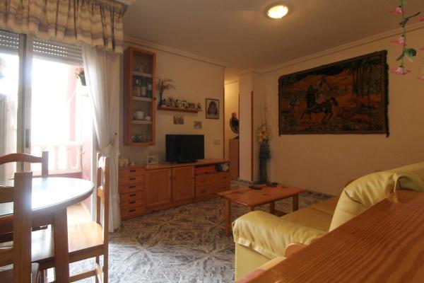 Продажа квартиры на Piso en Avenida Habaneras - Curva de Palangre, Torrevieja, Торревьеха
thumbnail 3