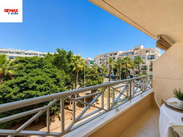 Продажа квартиры на Piso en Playa del Cura, Torrevieja, Торревьеха
thumbnail 2