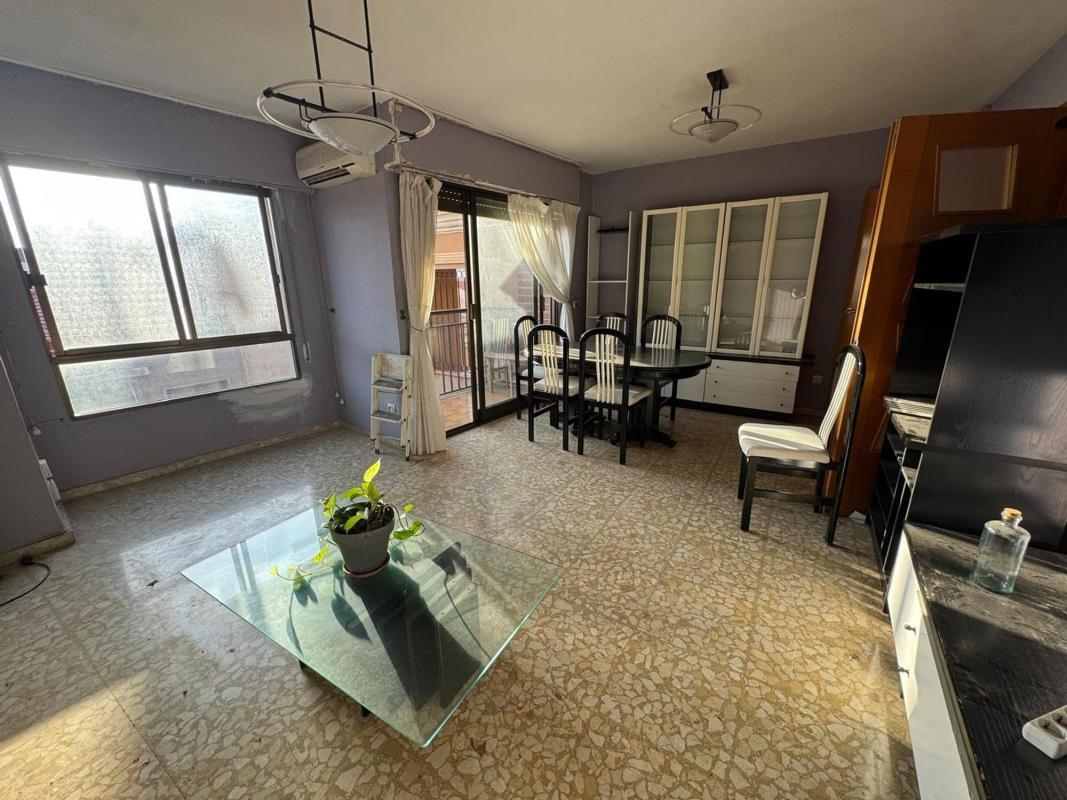 Продажа квартиры на Piso en Calle Comandante Seva, 35, Centro, San Juan de Alicante, Сан-Хуан-де-Аликанте
photo 1