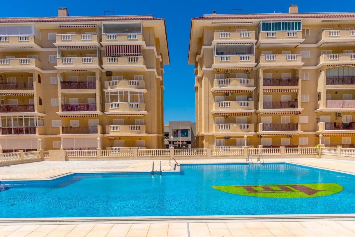 Venta de piso en Piso en Cañada del Molino, Torrevieja, Torrevieja
photo 1