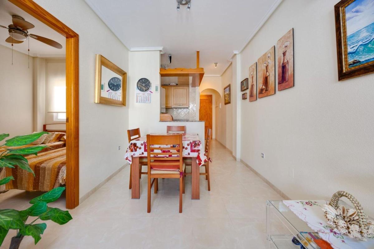 Venta de piso en Piso en Avenida Habaneras - Curva de Palangre, Torrevieja, Torrevieja
 photo 4