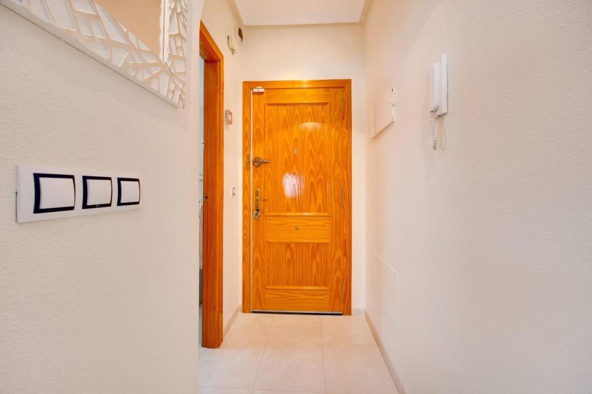 Venta de piso en Piso en Avenida Habaneras - Curva de Palangre, Torrevieja, Torrevieja
 photo 5