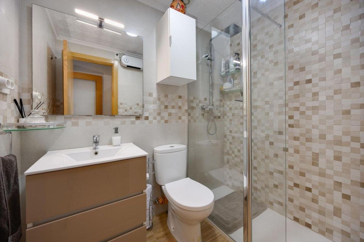Venta de piso en Piso en El Acequión, Torrevieja, Torrevieja
photo 3