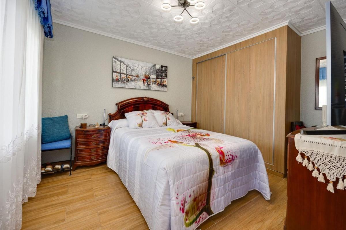 Venta de piso en Piso en El Acequión, Torrevieja, Torrevieja
photo 5