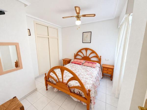 Venta de piso en Piso en Antonio Machado, Torrevieja, Torrevieja
 photo 4