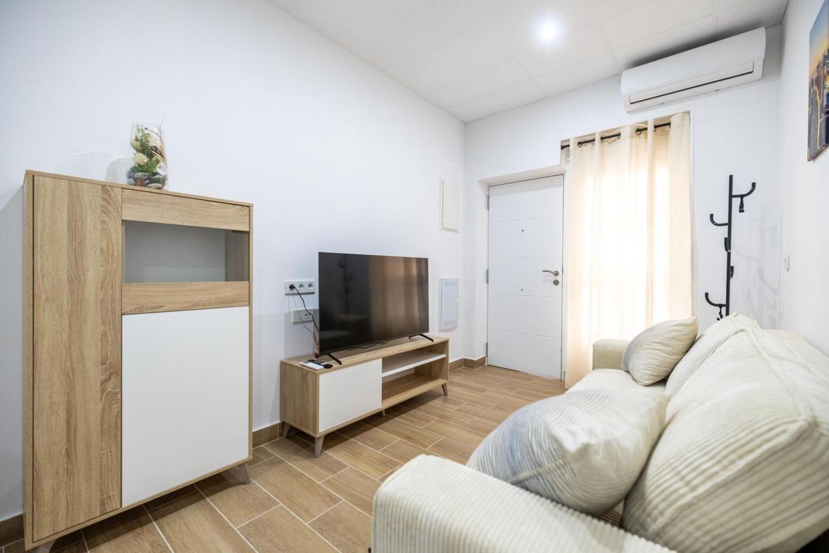 Venta de piso en Piso en Antonio Machado, Torrevieja, Torrevieja
photo 2