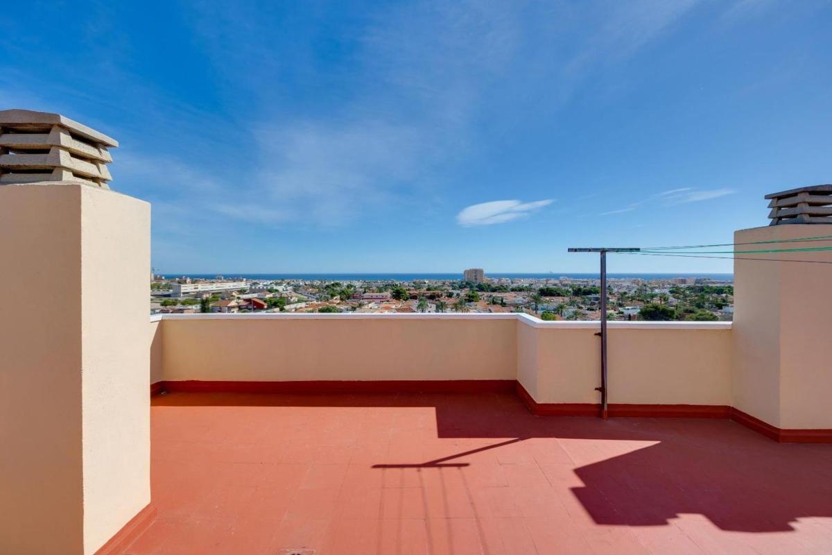 Продажа квартиры на Piso en Nueva Torrevieja, Torrevieja, Торревьеха
photo 3