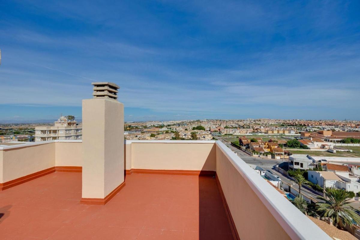 Продажа квартиры на Piso en Nueva Torrevieja, Torrevieja, Торревьеха
photo 4