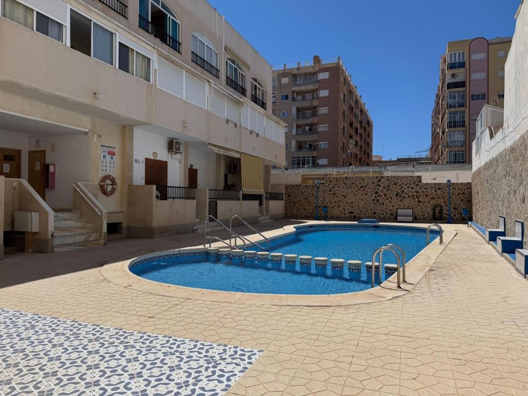 Venta de piso en Piso en Playa de los Locos, Torrevieja, Torrevieja
photo 2