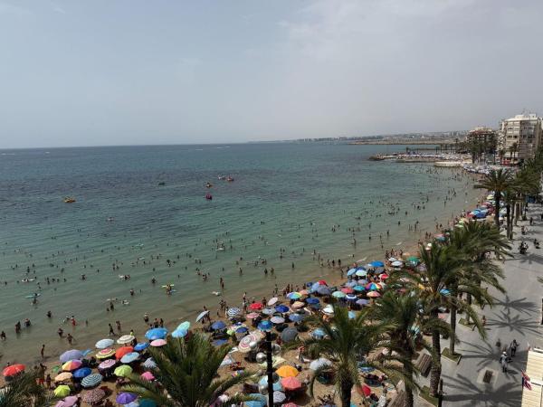 Sprzedaż mieszkania w Piso en Playa del Cura, Torrevieja, Torrevieja
photo 1