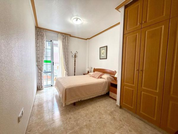 Venta de piso en Piso en El Acequión, Torrevieja, Torrevieja
thumbnail 2